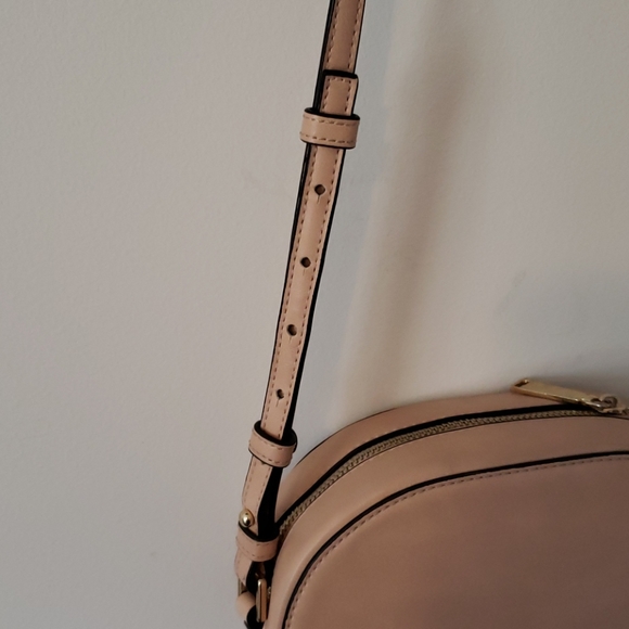 Purse - Picture 4 of 8